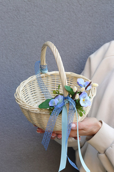 Bratki Blue, dwustronnie dekorowany koszyczek wielkanocny