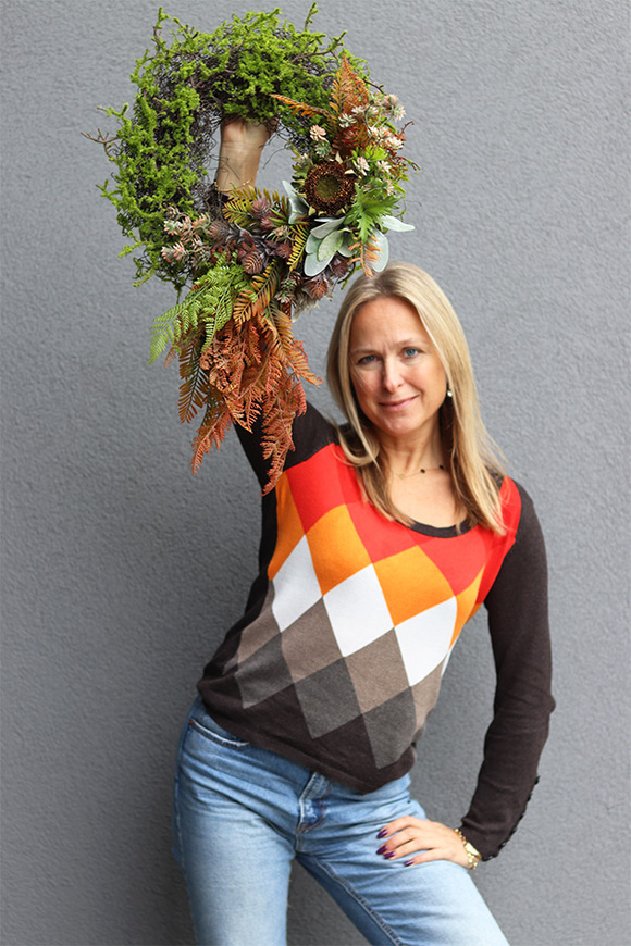 Listopadowa Prostota, jesienny wianek z omszałych gałązek