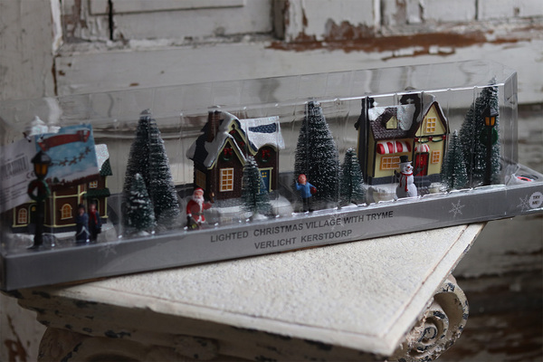 Scenka Zimowa Saute, zestaw dekoracji LED