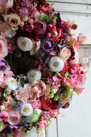 atrakcyjny kwiatowy wianek, Perrasa Pink, wym.37cm  