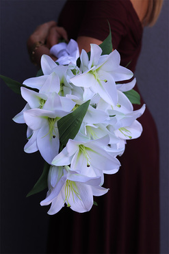 Bianca Casa, bukiet lilii białych, wys.60cm