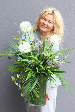 Borina Henalla, kompozycja w szklanym wazonie, wys.85cm