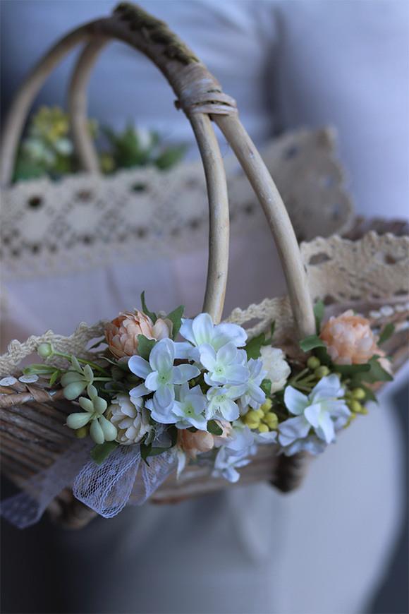 Barnabia, dwustronnie dekorowany koszyczek wielkanocny