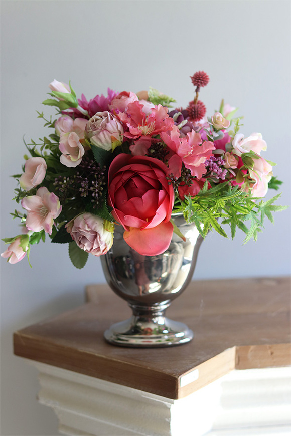 Aganda Silver, kompozycja kwiatowa w pucharze