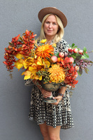 Pani Jesień, kompozycja kwiatowa w pucharze	