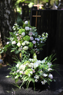 Zielona Nadzieja, komplet dekoracji nagrobnych, kompozycja + bukiet