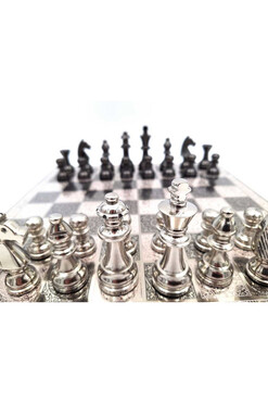 Romanum, ekskluzywne szachy z metalowa szachownicą, wym.35x35cm
