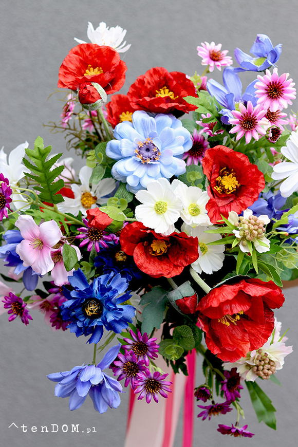 Mazurskie Łąki, bukiet z polnych kwiatów