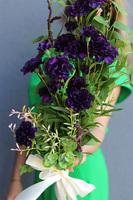 Nerrata, bukiet nagrobny z fioletowych goździków