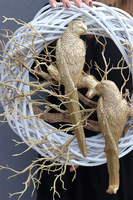 Pod Papugami, złoty wianek na drzwi