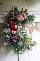 asymetryczny wianek na obręczy, Subtelle Ruby Red 3, śr.53cm