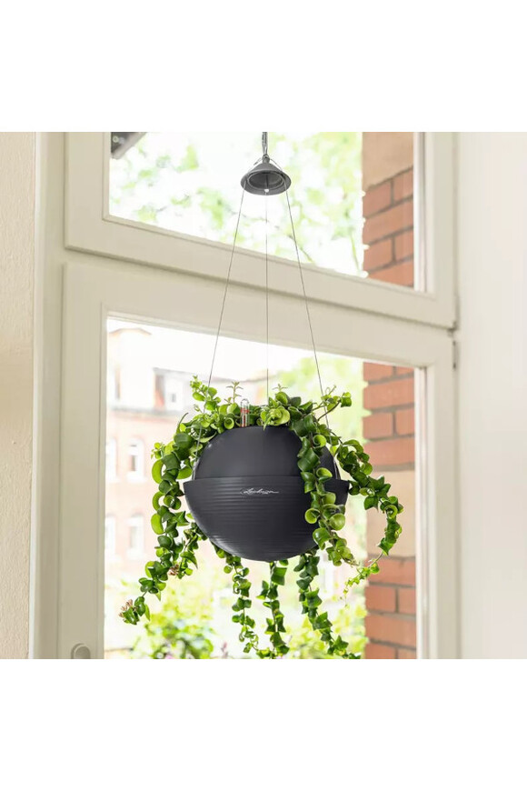 Bola Color, wisząca donica z nawadnianiem