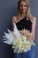 Windy Head, kompozycja boho kwiaty w głowie