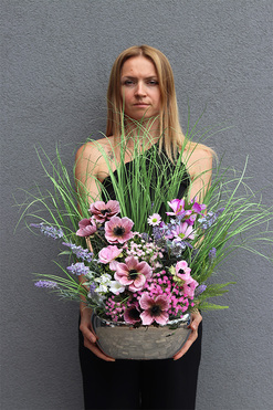Łąka Flowerito Silver, kompozycja kwiatowa w naczyniu, wys.59cm