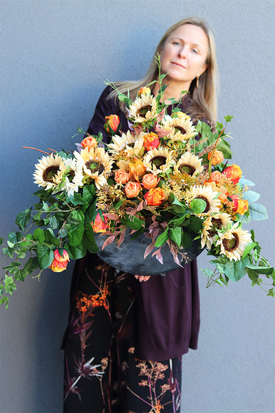 Sunflower Garden 2, kompozycja nagrobna w naczyniu