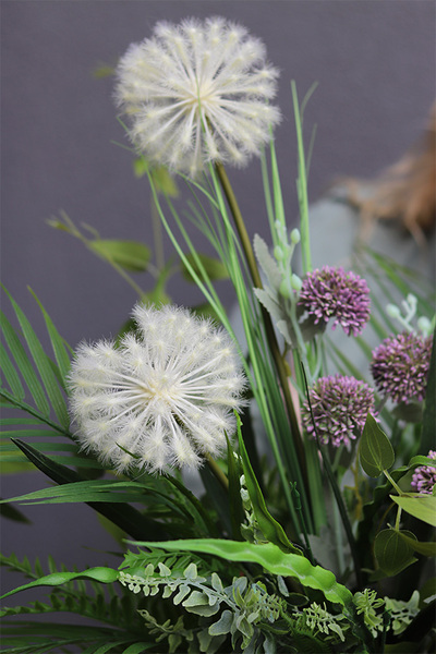 Borina Henalla, kompozycja w szklanym wazonie