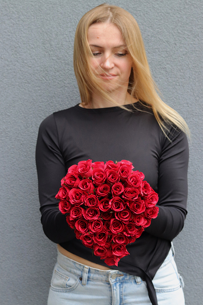 New Design Love, nowoczesny bukiet nagrobny we wkładzie