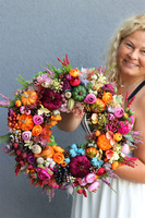 Morena, jesienny wianek z aksamitnymi dyniami