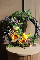 Wiosna dla Ciebie, asymetryczny wianek na drzwi z ptaszkiem