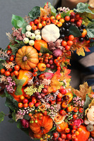 Jesień w Domu Big, jesienny wianek z dyniami