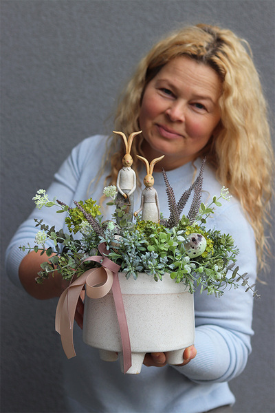 Skinny Bunnies, stroik wielkanocny z zajączkami