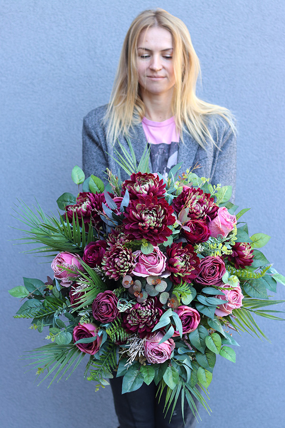 Lucilla, kompozycja nagrobna w naczyniu, wym.43x63m