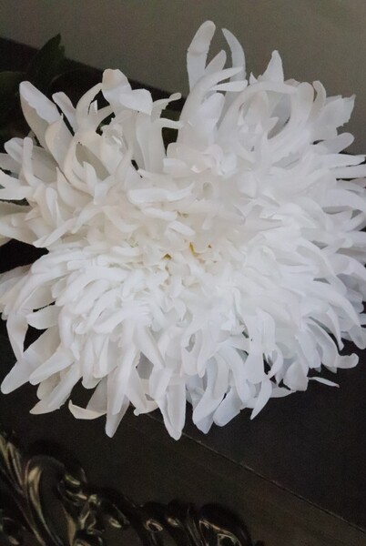 Chryzantema, gałązka sztuczny kwiat, biała