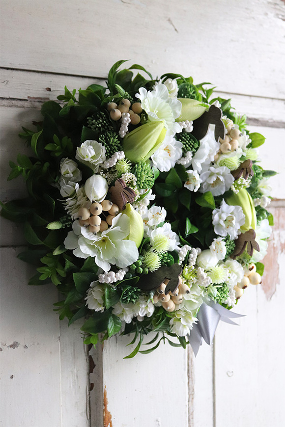 Saphiro, wielkanocny wianek z zajączkami, śr.25cm