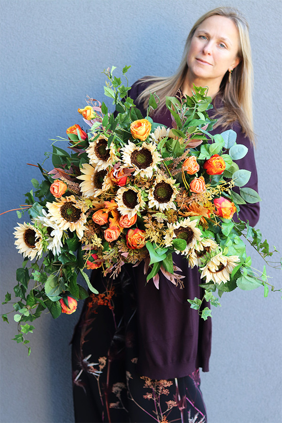 Sunflower Garden 2, kompozycja nagrobna w naczyniu