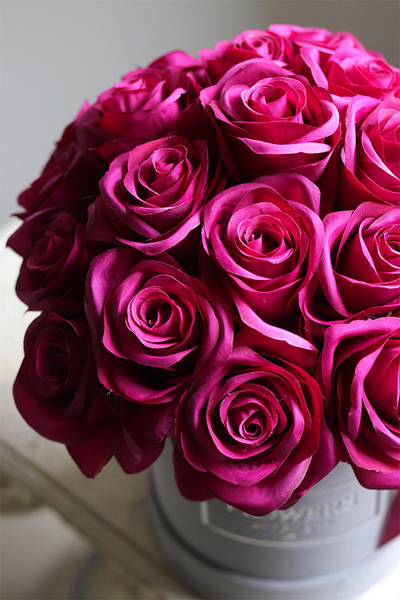 Deep Pink 2, elegancki flowerbox z amarantowymi różami