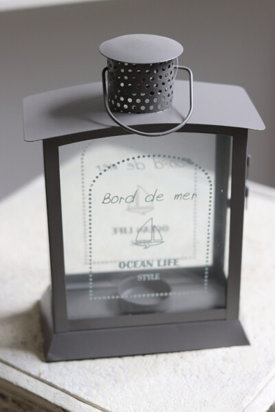 Bord de Mer, metalowy lampion z napisem