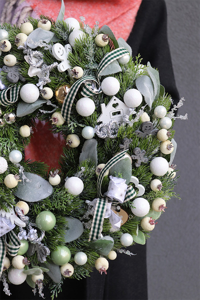 Zimowe Niebo, bogaty zimowy wianek, śr.38cm