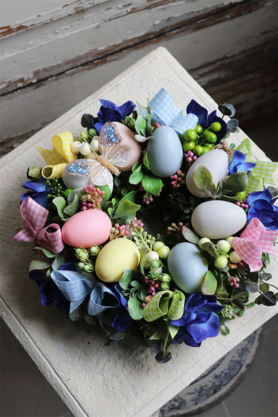 Butterfly Blue, wielkanocny wianek - stroik, śr.27cm