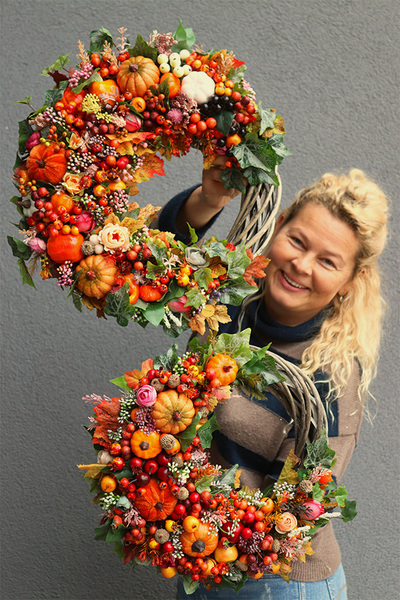 Jesień w Domu Big, jesienny wianek z dyniami