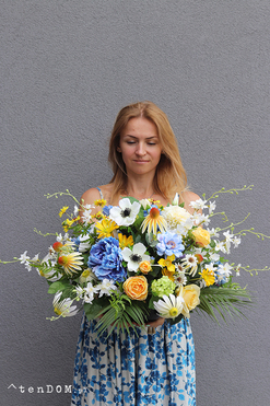 Letnie Ukojenie, nagrobna kompozycja w misie, wym.35x55cm