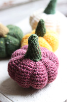 Handmade Pumpkin, dekoracyjna dynia, kolor bakłażanowy, 1 szt.