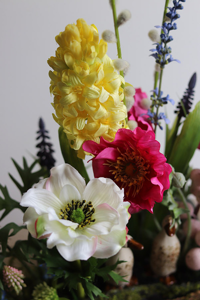 Meadow Wood Duck 2, wiosenna dekoracja kwiatowa
