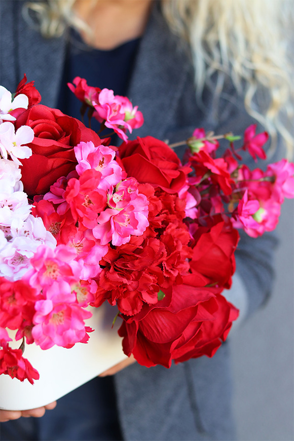 LaGuel Amore, dekoracja kwiatowa w naczyniu