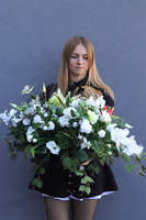 Biała Klemensa, kompozycja nagrobna w naczyniu