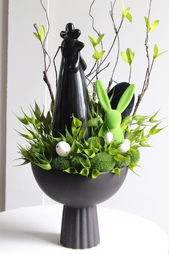 Black Easter, stroik wielkanocny z kurą, wym.45/56cmx25cm