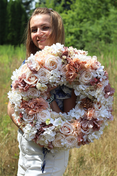 Morello Ruso, romantyczny wianek na drzwi