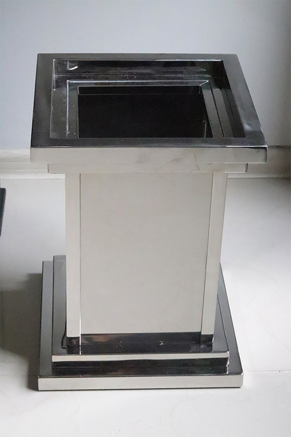 Royal Silver, metalowa donica z półką