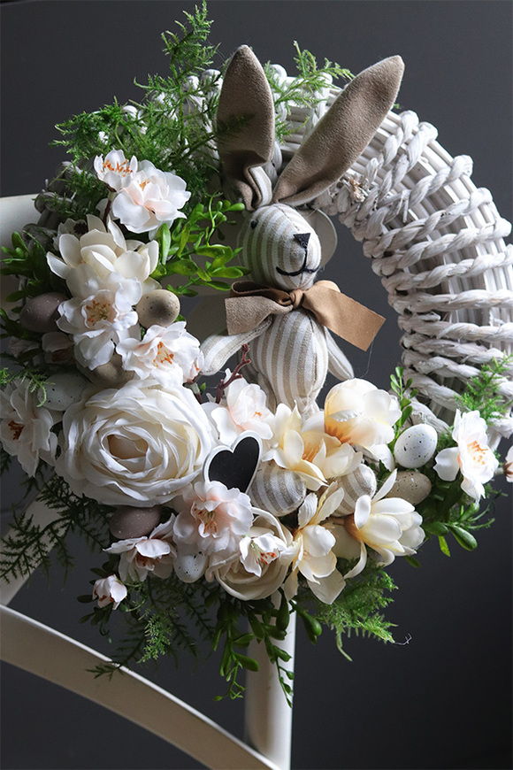 Zajączek Wiosenny, wiosenny wianek dekoracyjny