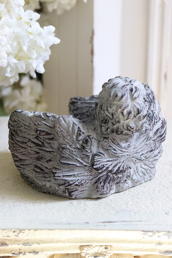 Aniołek Rozmarzony, świecznik nagrobny