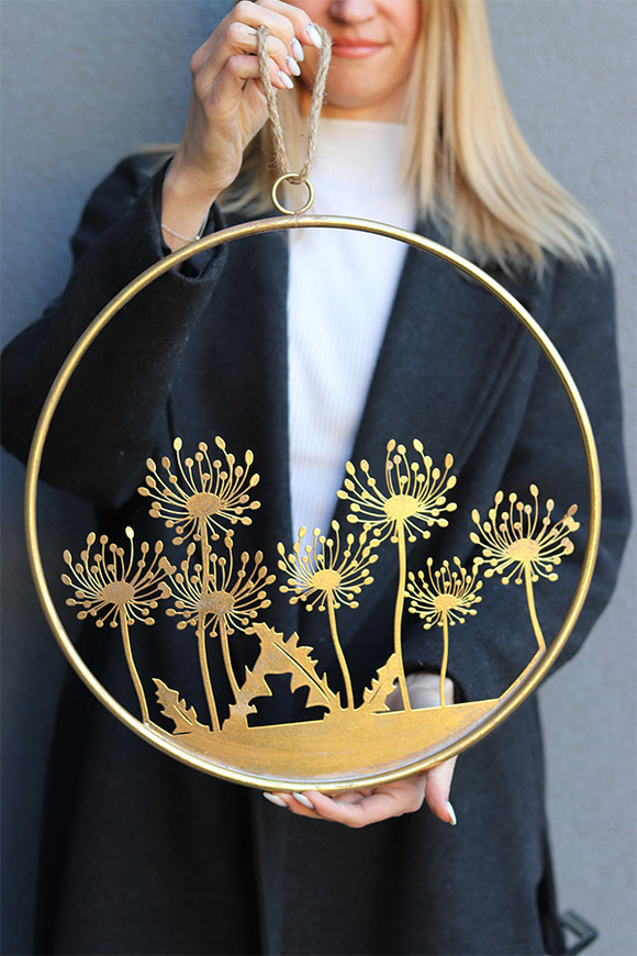 Złota Łąka, metalowy wianek dekoracyjny zawieszka