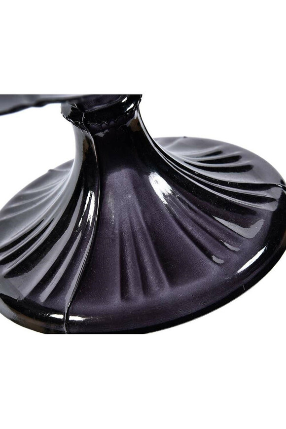 Lill Old, patera na nodze szklana