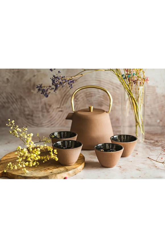 Osaka, żeliwny zestaw do herbaty na 4 osoby	