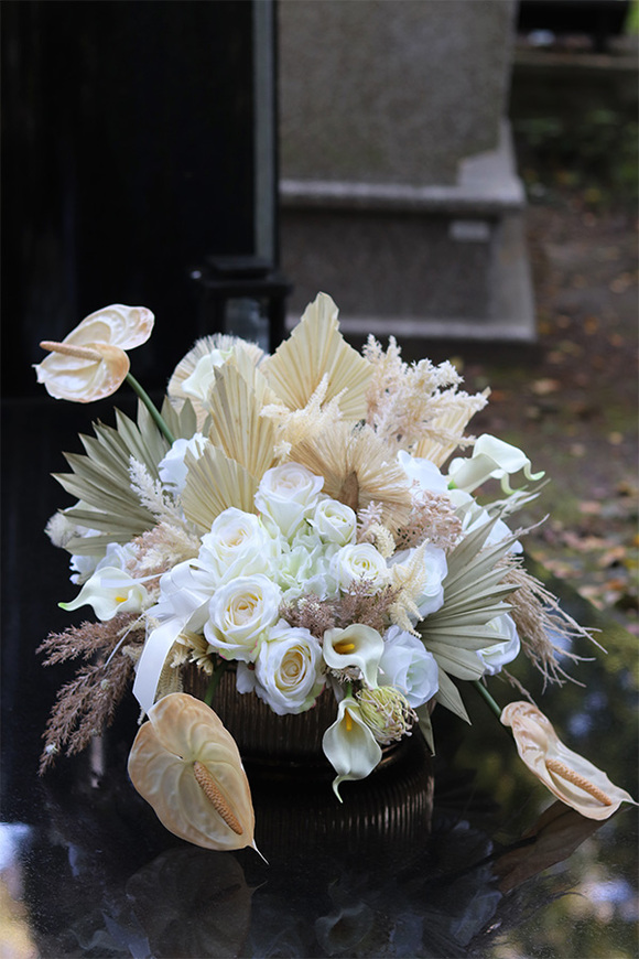 kompozycja nagrobna w misie, New York