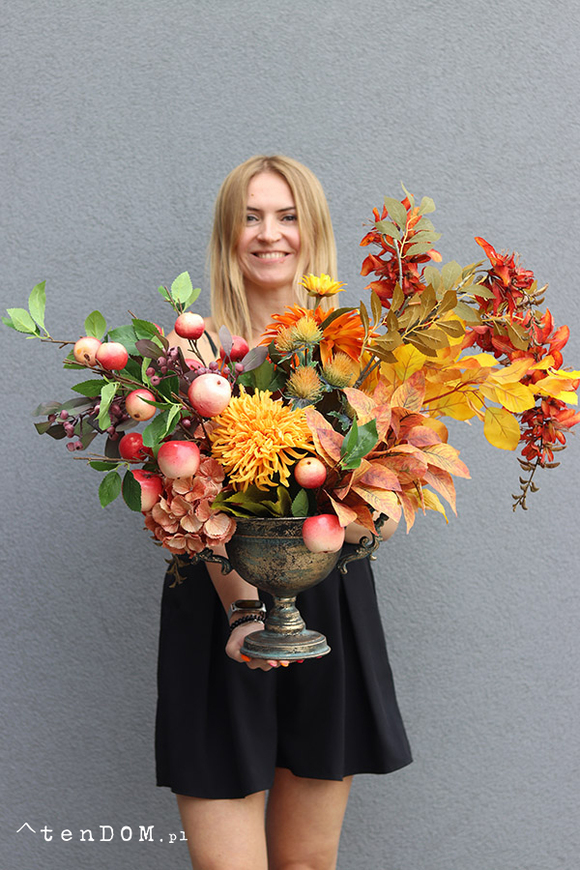 Pani Jesień, kompozycja kwiatowa w pucharze