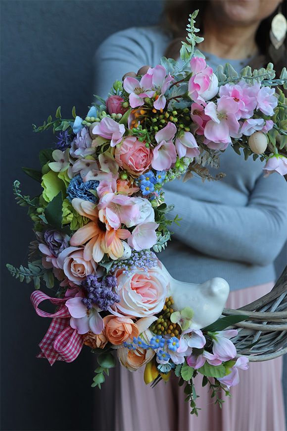 asymetryczny wianek z ptaszkiem, Bird Spring